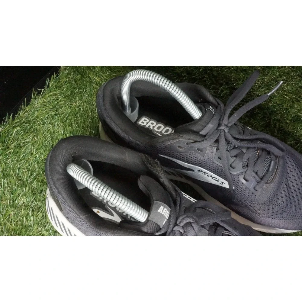 Brooks Ariel GTS Womens Running Shoes SZ 9 EE Gray Black Stability Sneakers